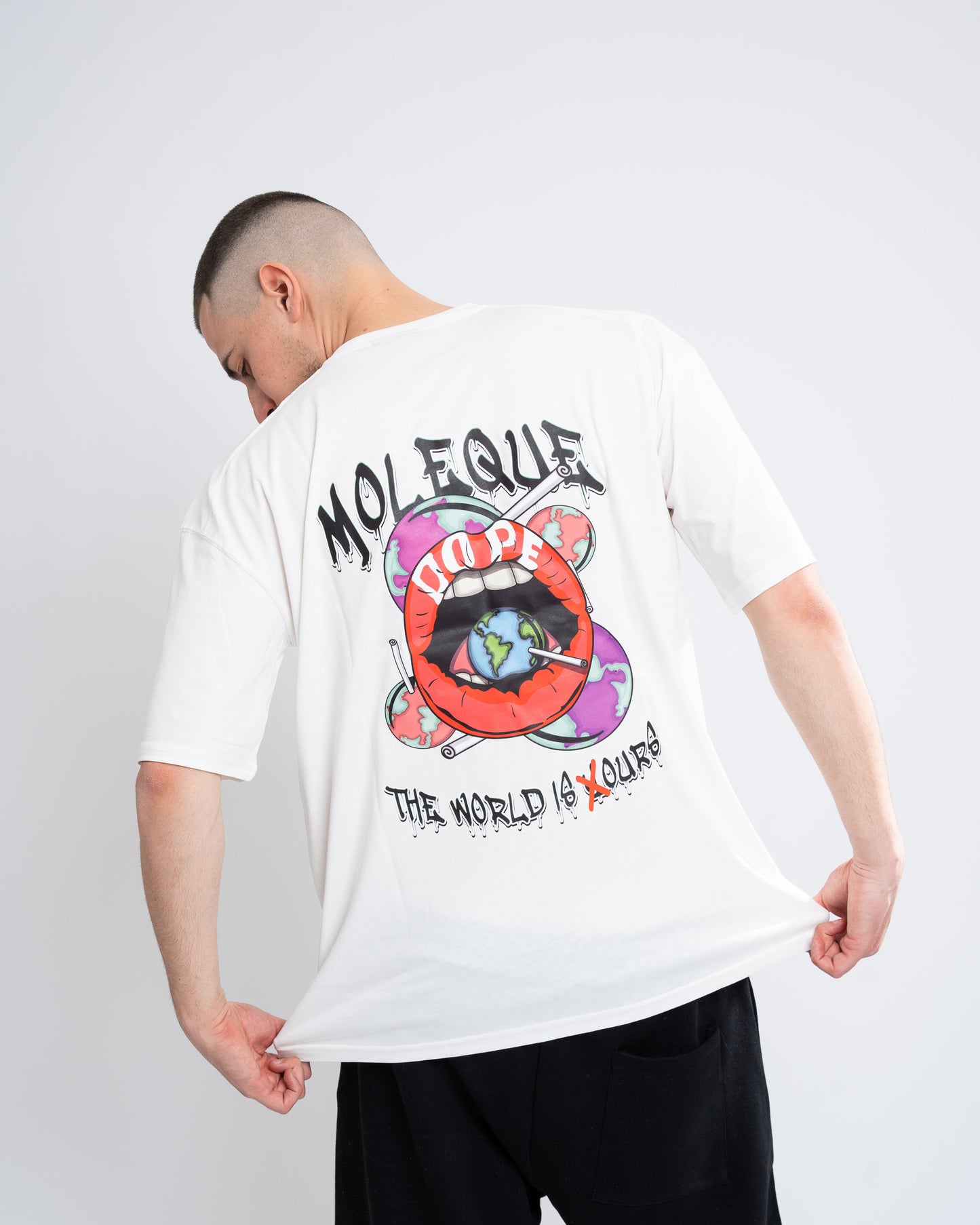 T-Shirt | World Is Ours